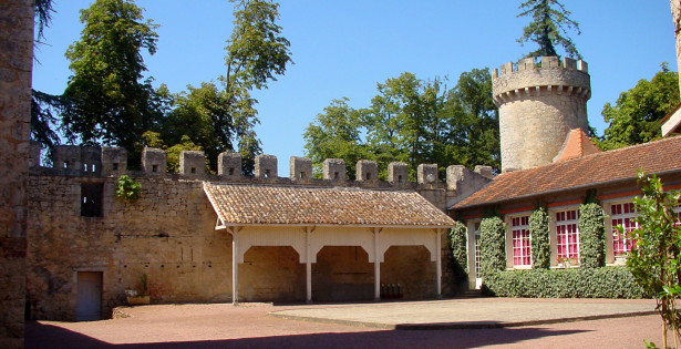 chateau